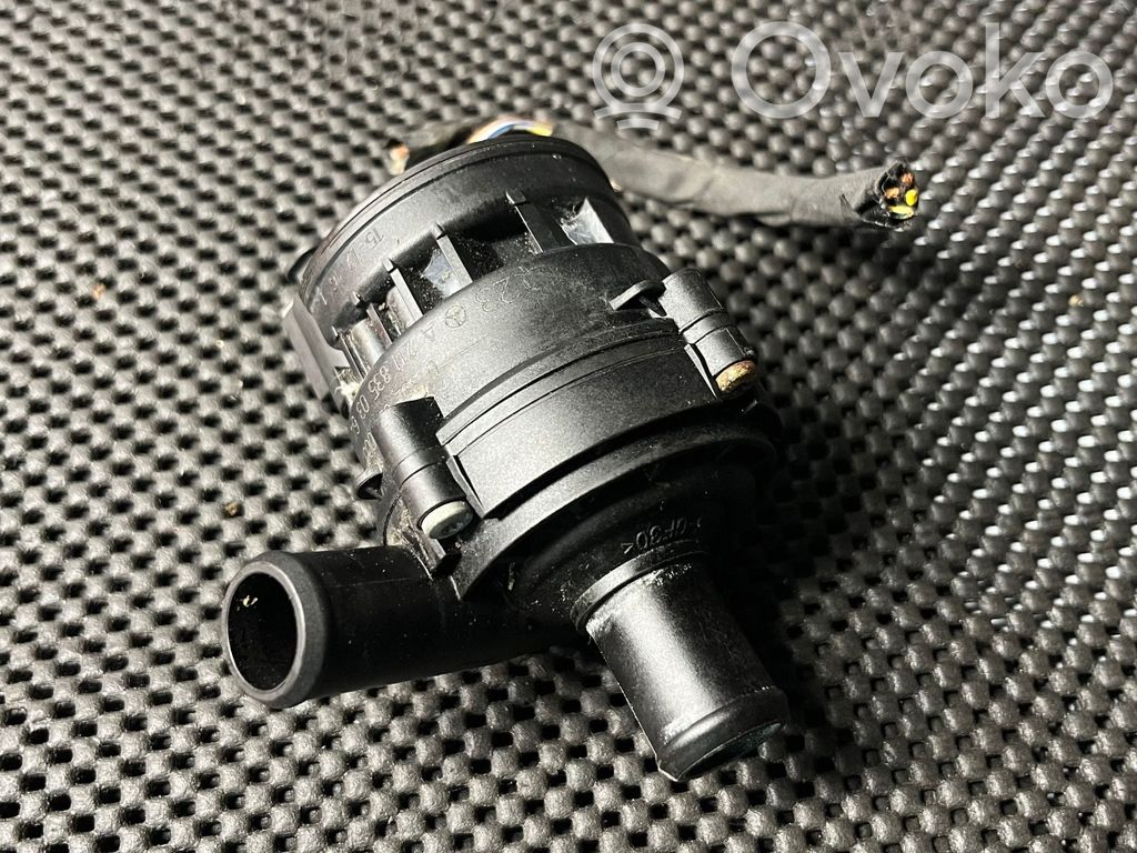 Mercedes-Benz C AMG W205 Zusatzwasserpumpe 
