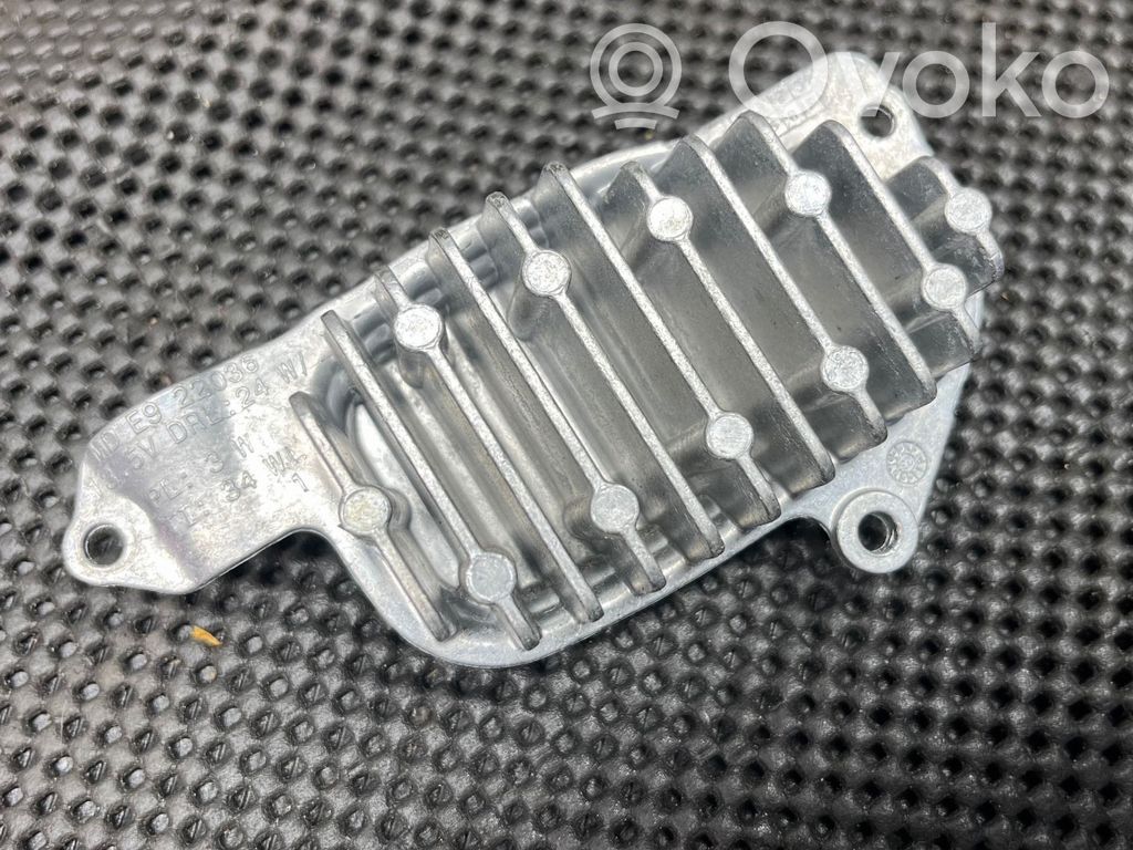 LED-liitäntälaitteen ohjausmoduuli   90145442,90145442