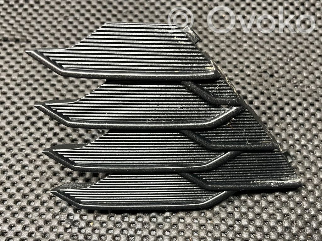 Toyota Corolla E210 E21 Tappo/coprigancio di traino anteriore