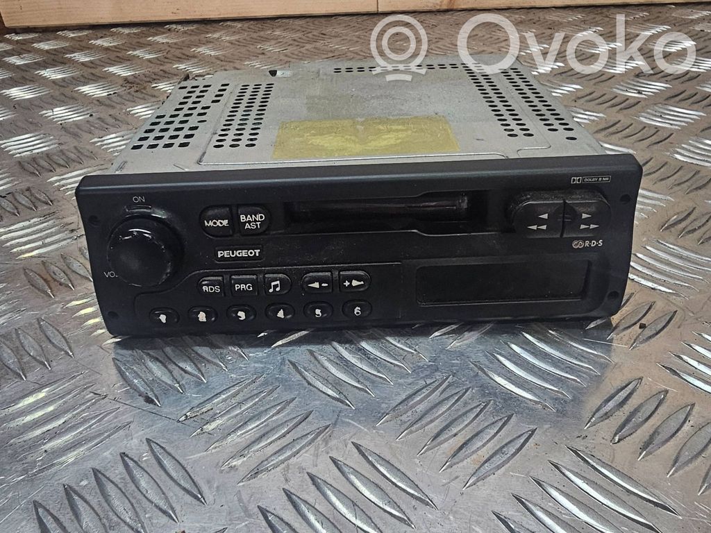 Peugeot 806 Unité principale radio / CD / DVD / GPS