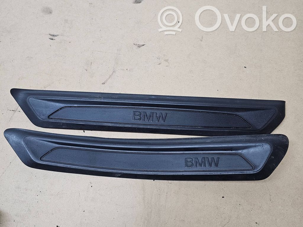 BMW 1 F20 F21 Copertura del rivestimento del sottoporta posteriore