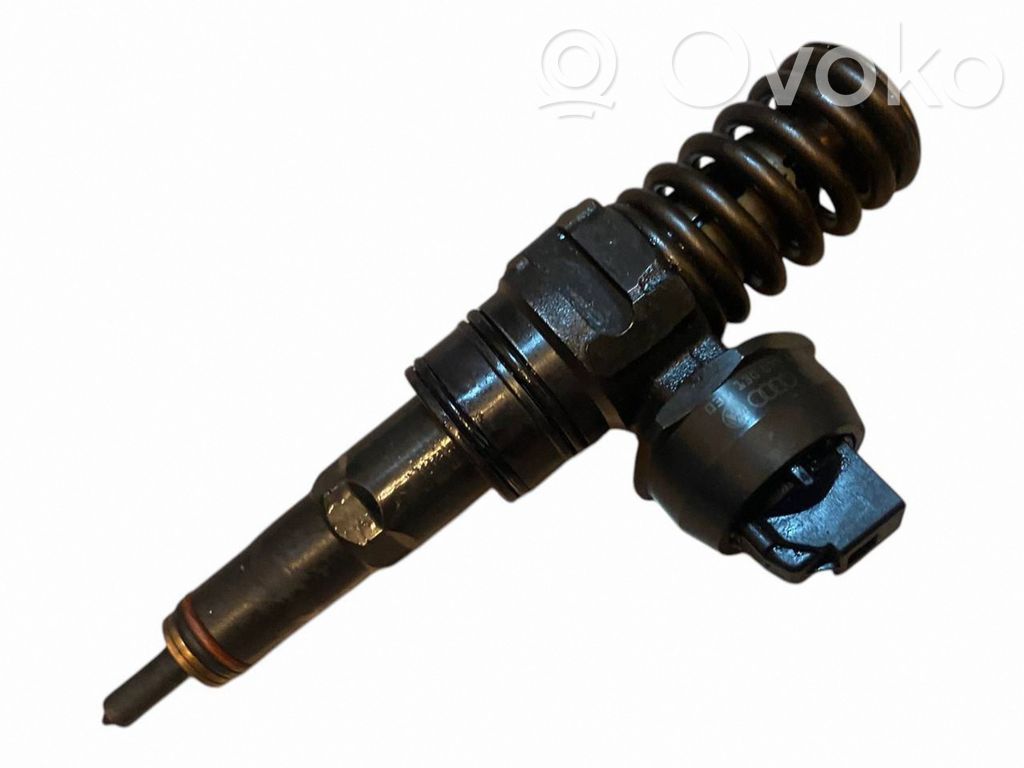 Volkswagen Golf V Injecteur de carburant