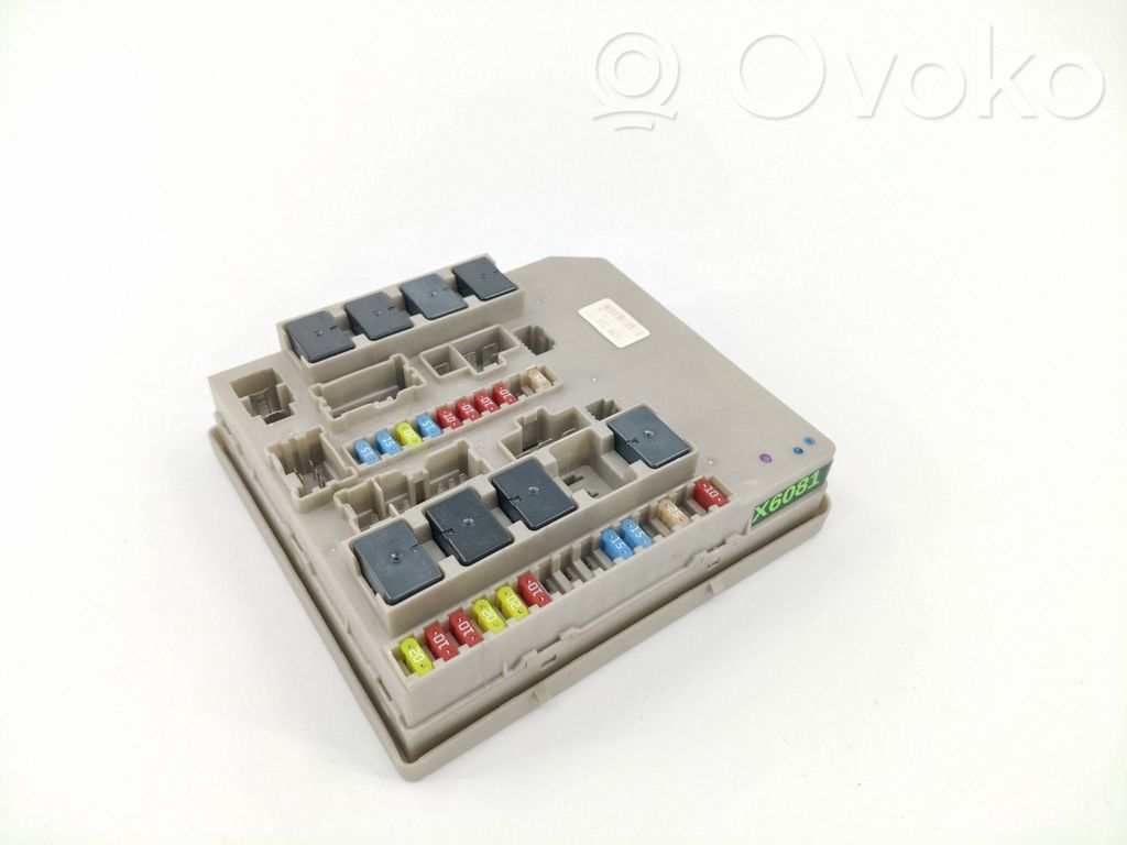 Renault Clio III Module de fusibles