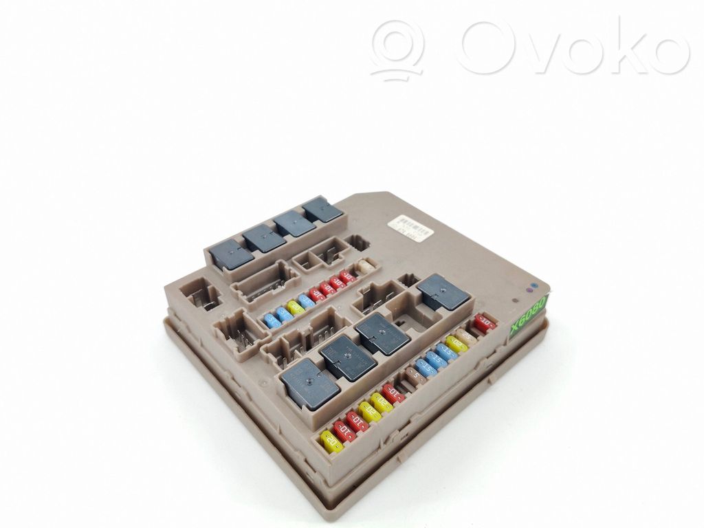 Renault Clio III Module de fusibles