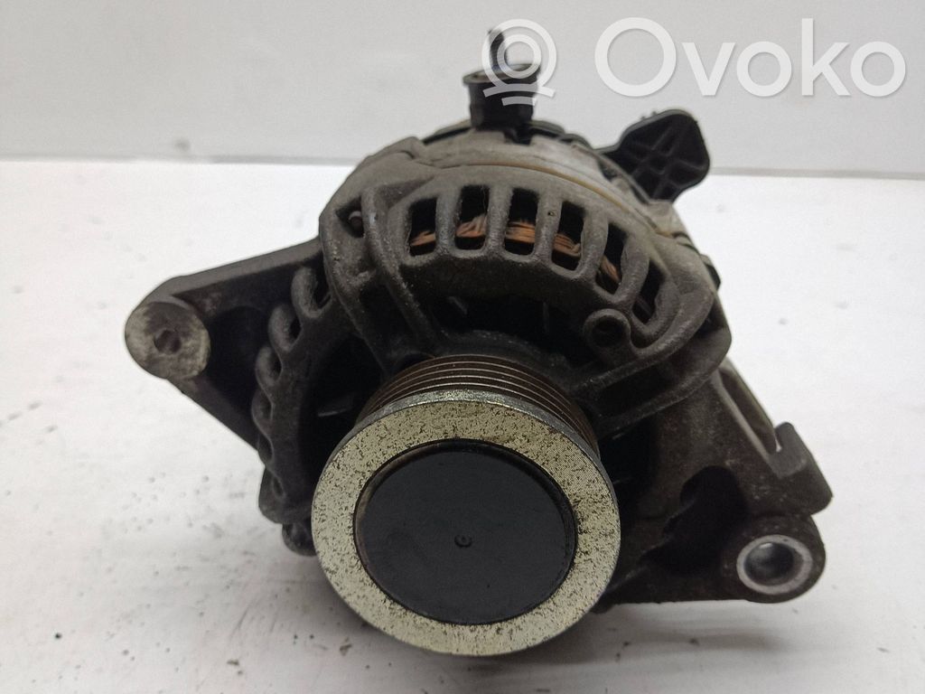 Toyota Yaris Generatore/alternatore