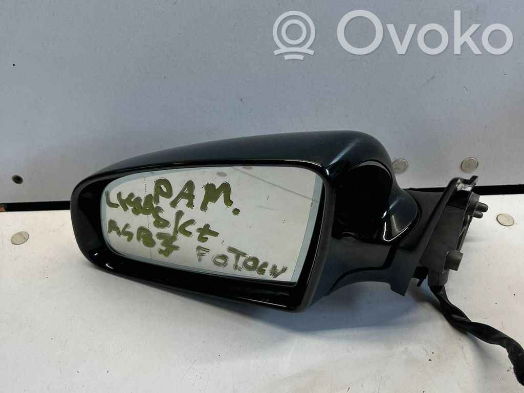 Audi A4 S4 B7 8E 8H Elektryczne lusterko boczne drzwi przednich 