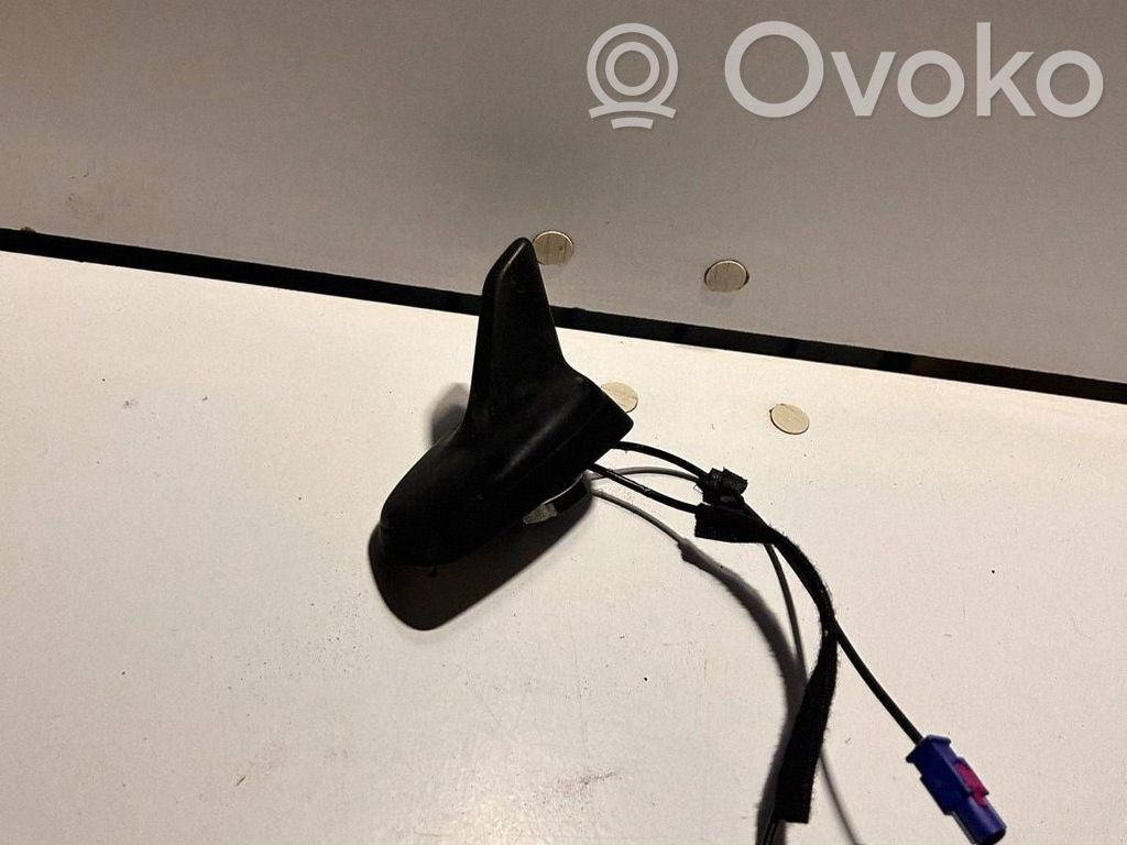 Audi A4 S4 B8 8K Antenne radio