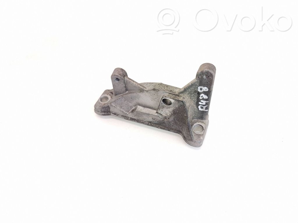 BMW 5 F10 F11 Support pompe injection à carburant
