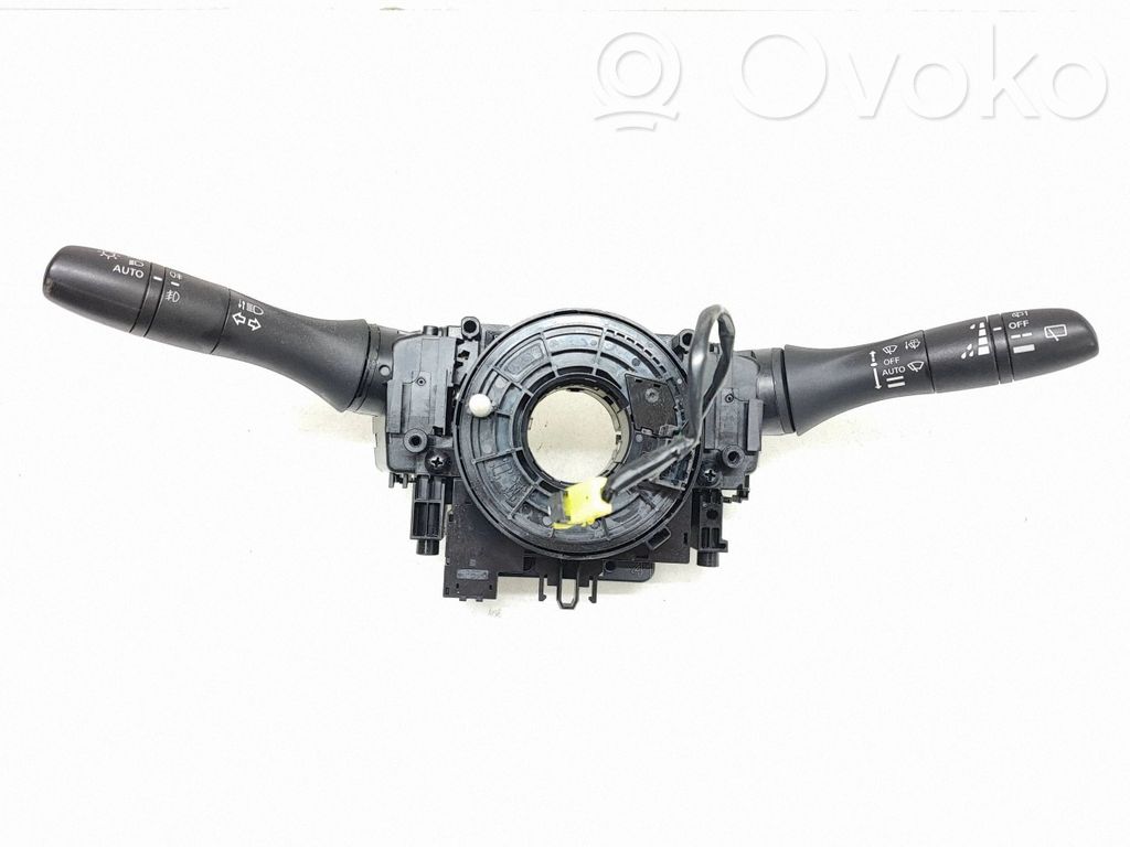 Nissan Qashqai Commodo, commande essuie-glace/phare