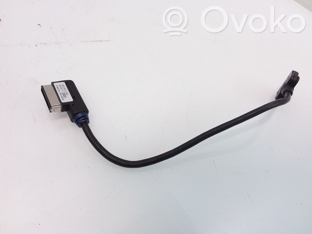 Audi A4 S4 B8 8K iPod Anschluss