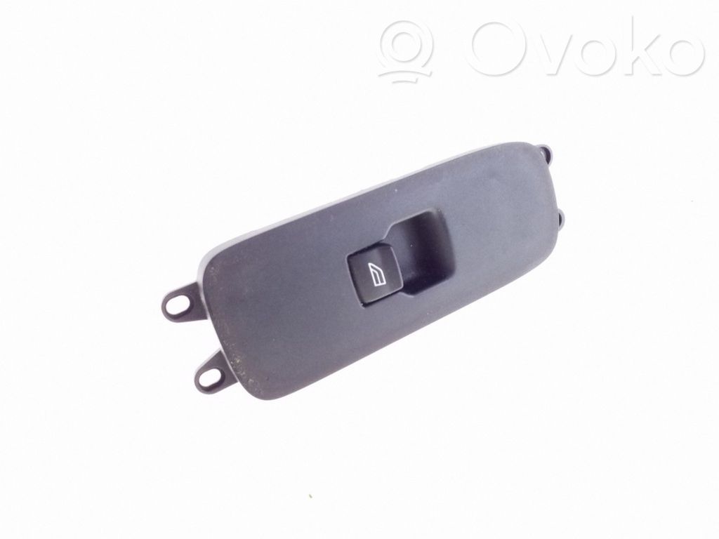 Volvo V50 Electric window control switch