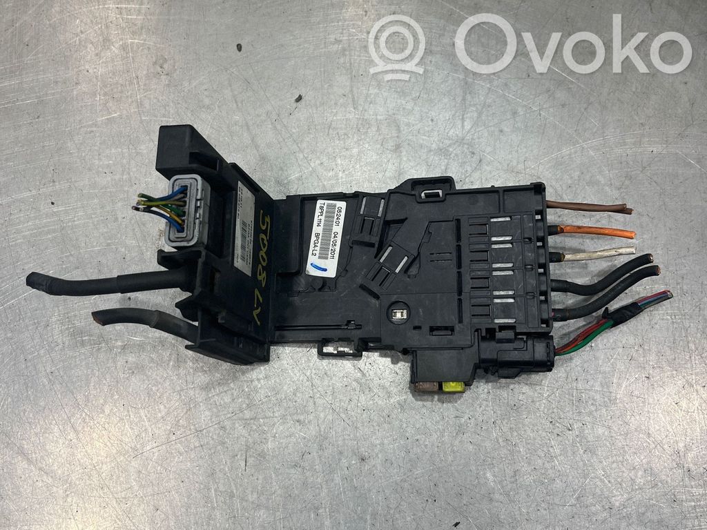 Cableado positivo   97993N02,9666527580,768876