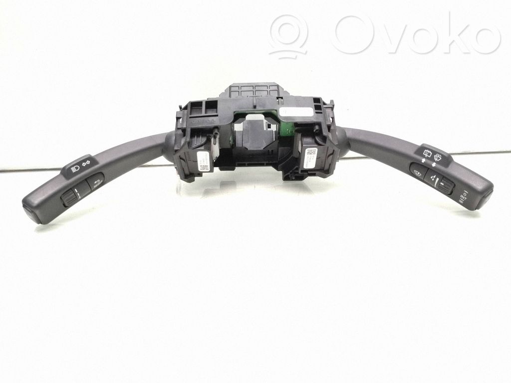 Volvo V40 Leva/interruttore dell’indicatore di direzione e tergicristallo