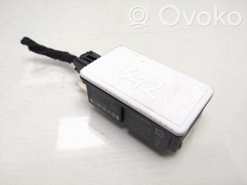 Volvo V40 Door central lock control unit/module 