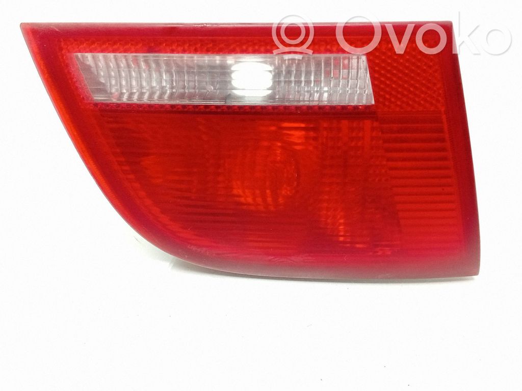 Audi A3 S3 8P Feux arrière sur hayon