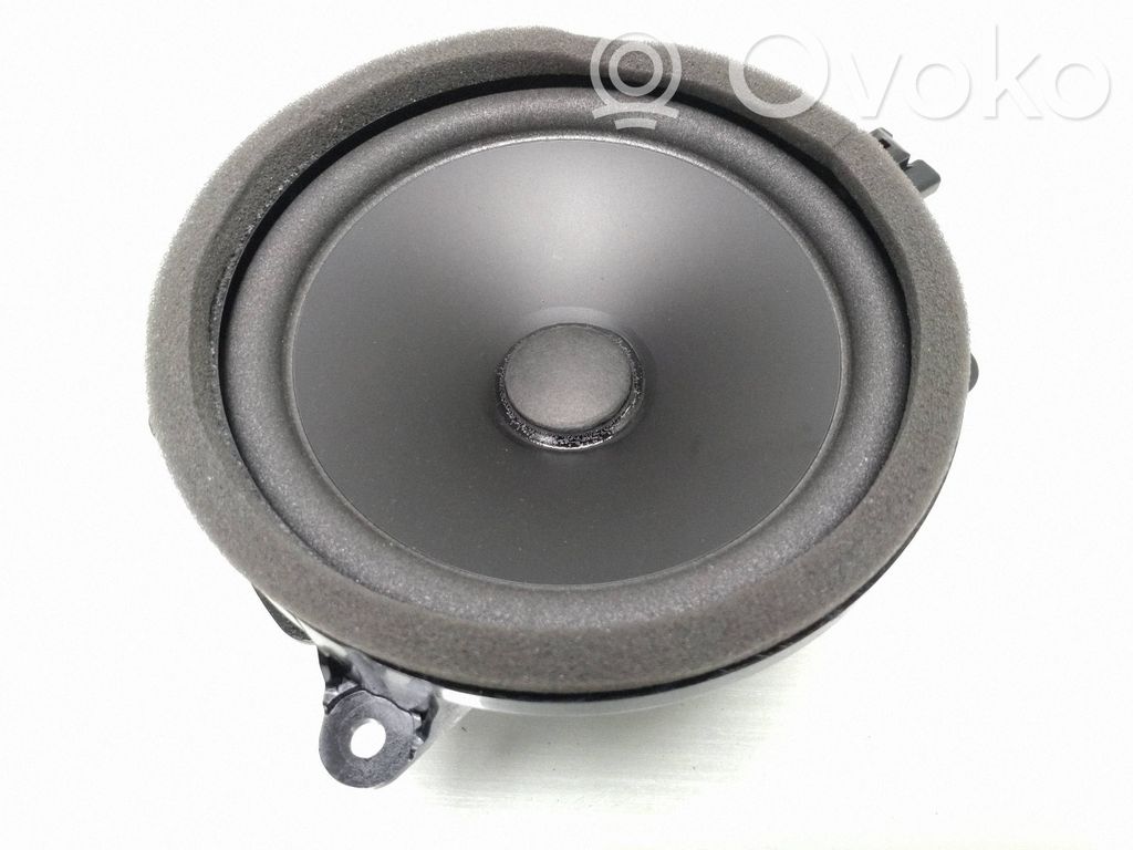 Polestar 2 Enceinte de porte arrière