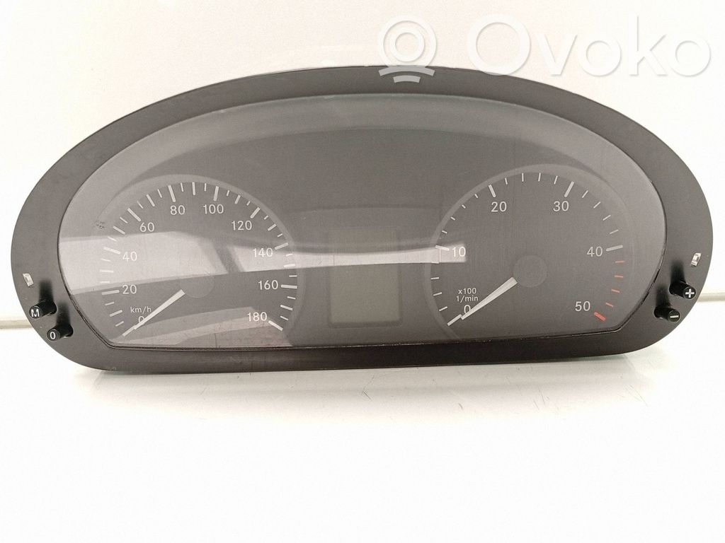 Mercedes-Benz Sprinter W906 Nopeusmittari (mittaristo)