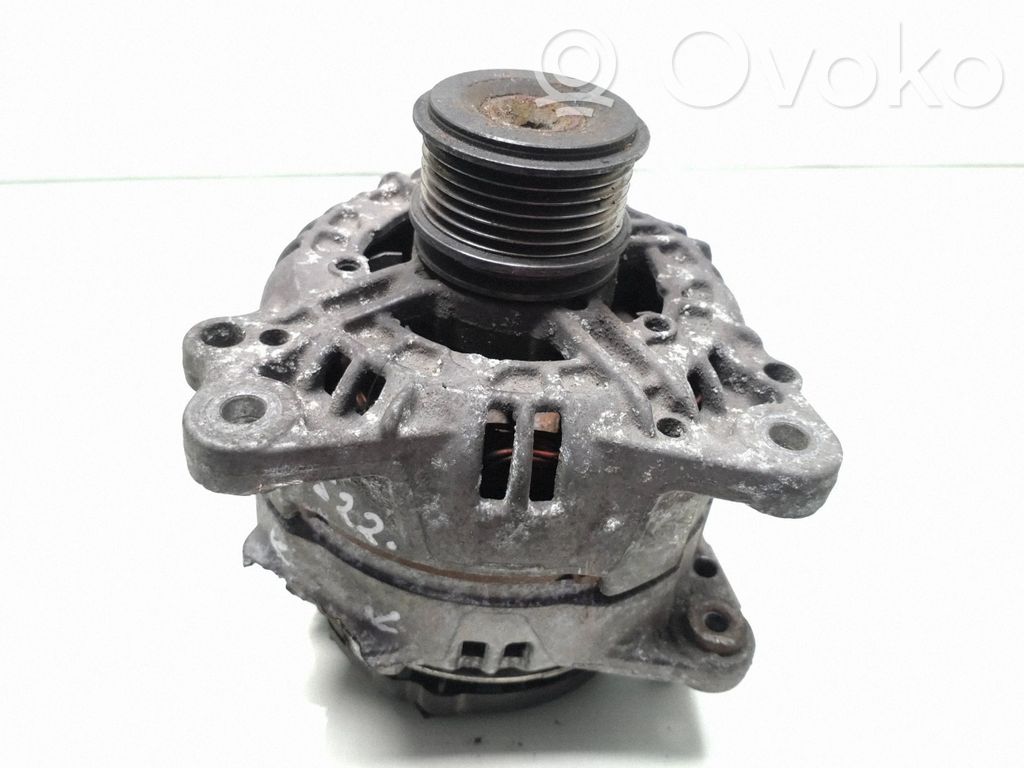 Audi A4 S4 B7 8E 8H Generatore/alternatore