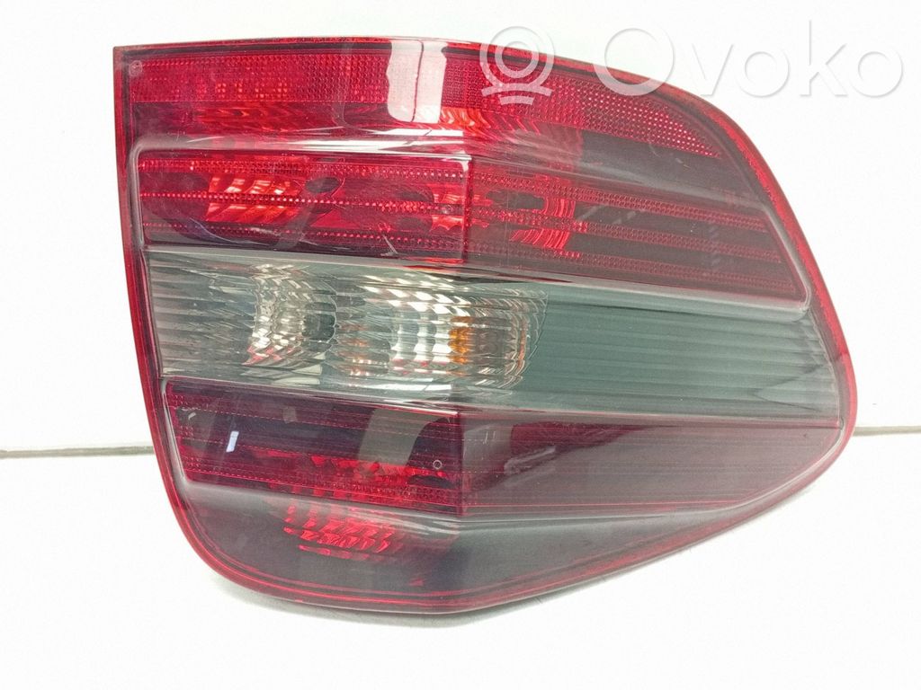 Mercedes-Benz ML W164 Luz trasera/de freno