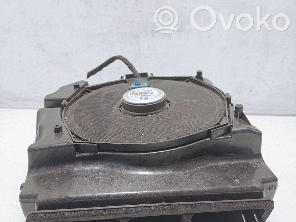 BMW 5 GT F07 Subwoofer