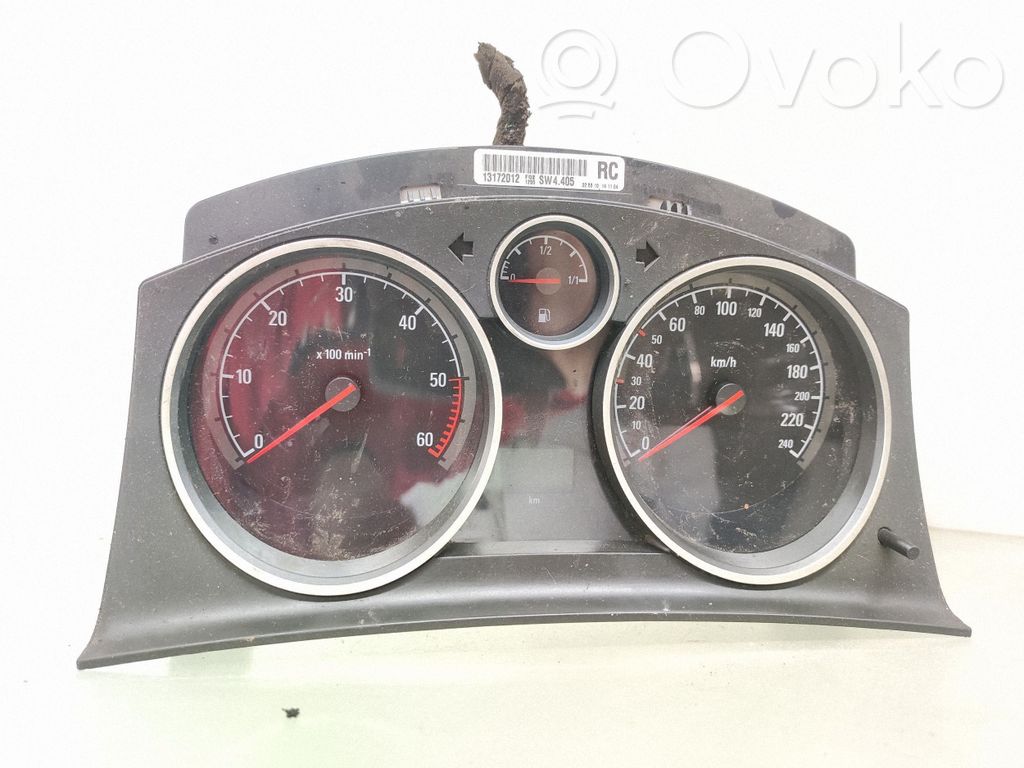 Opel Astra H Geschwindigkeitsmesser Cockpit