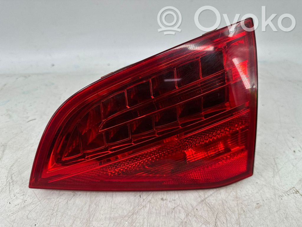 Audi A4 S4 B8 8K Rückleuchte Heckleuchte innen