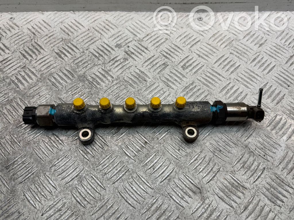 Toyota Avensis T250 Rampă alimentare injectoare