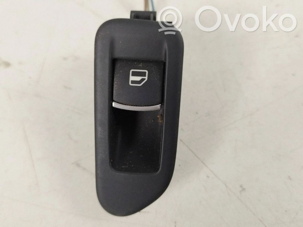 Volkswagen Golf VI Interruptor del elevalunas eléctrico