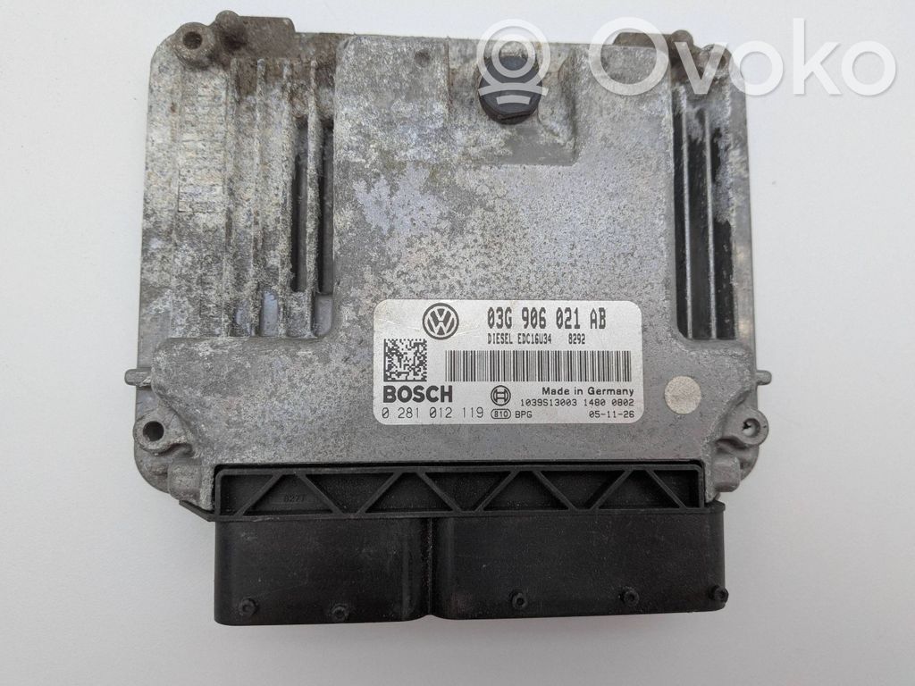 Volkswagen PASSAT B6 Unidad de control/módulo del motor 