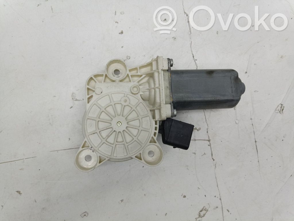 Mercedes-Benz C W203 Fensterhebermotor Tür vorne