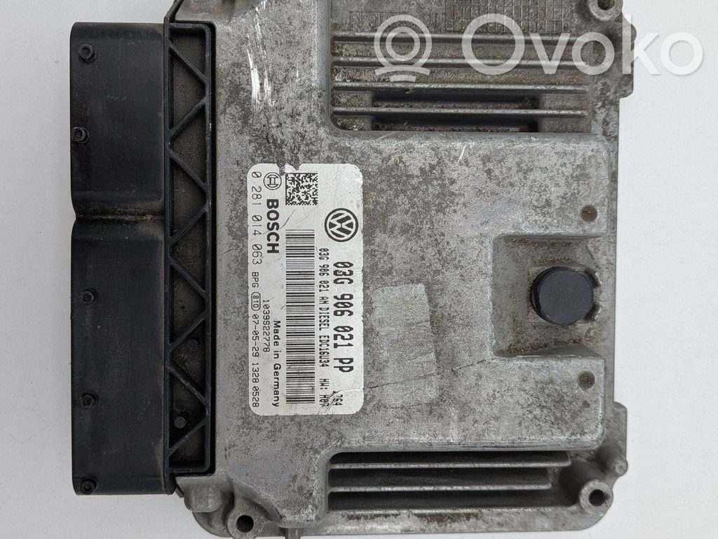 Volkswagen PASSAT B5.5 Centralina/modulo del motore
