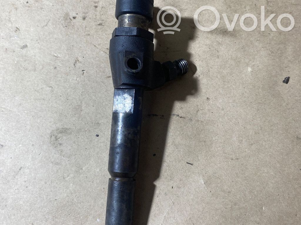 Ford Mondeo MK IV Polttoainesuutin 