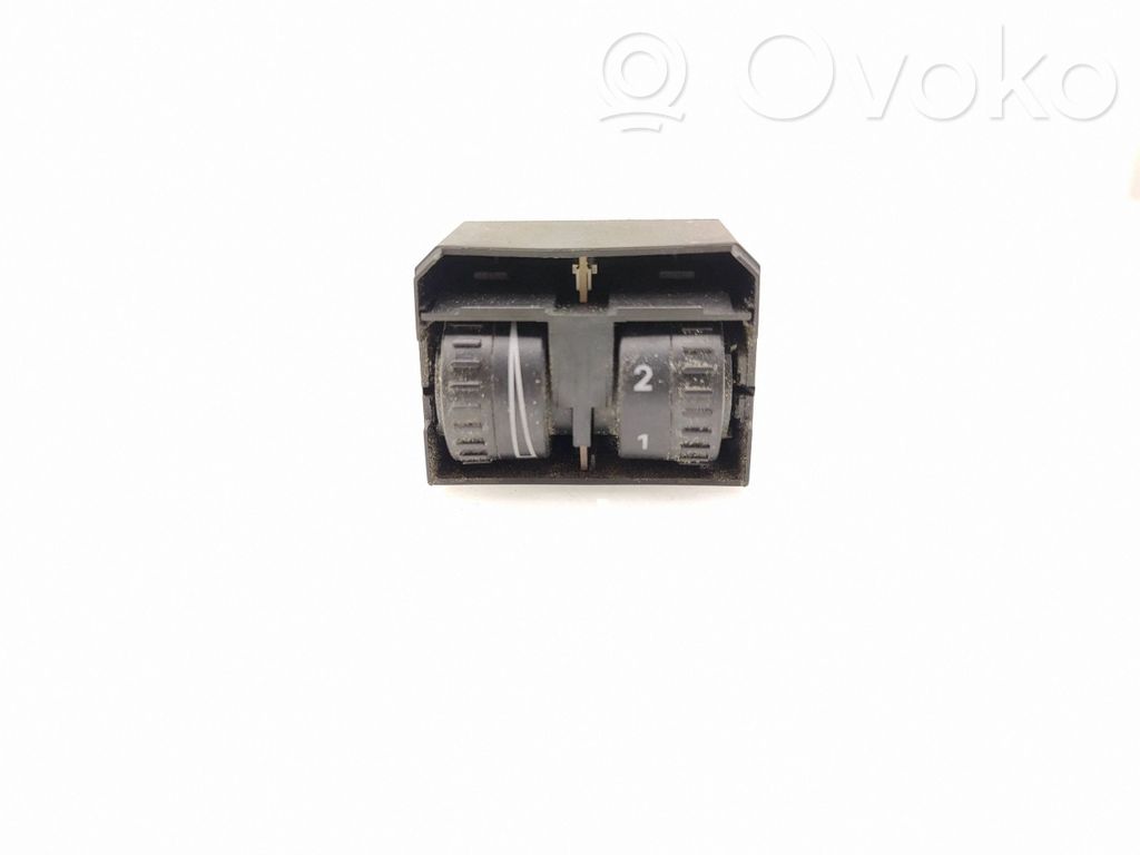 Volkswagen Caddy Headlight level height control switch