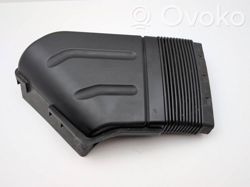 Audi A4 S4 B6 8E 8H Część rury dolotu powietrza 