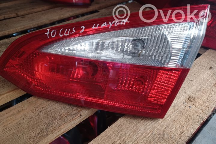 Rear/tail lights