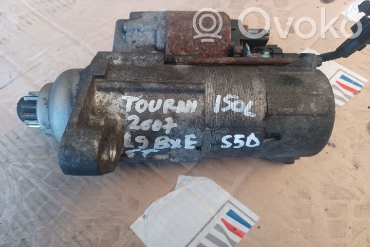Volkswagen Touran I Starteris 
