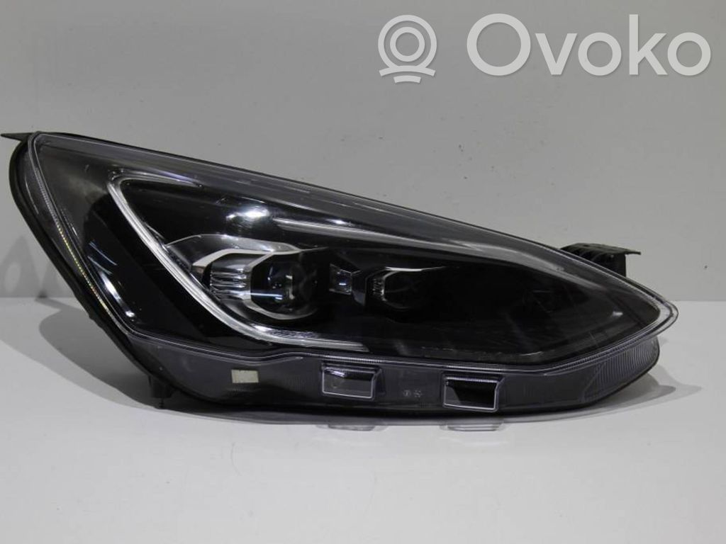 Ford Focus Headlight/headlamp 