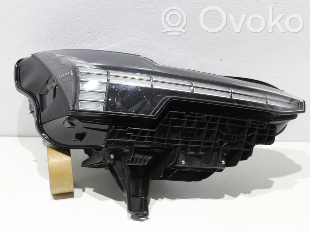 Volvo EX30 Lampa przednia 