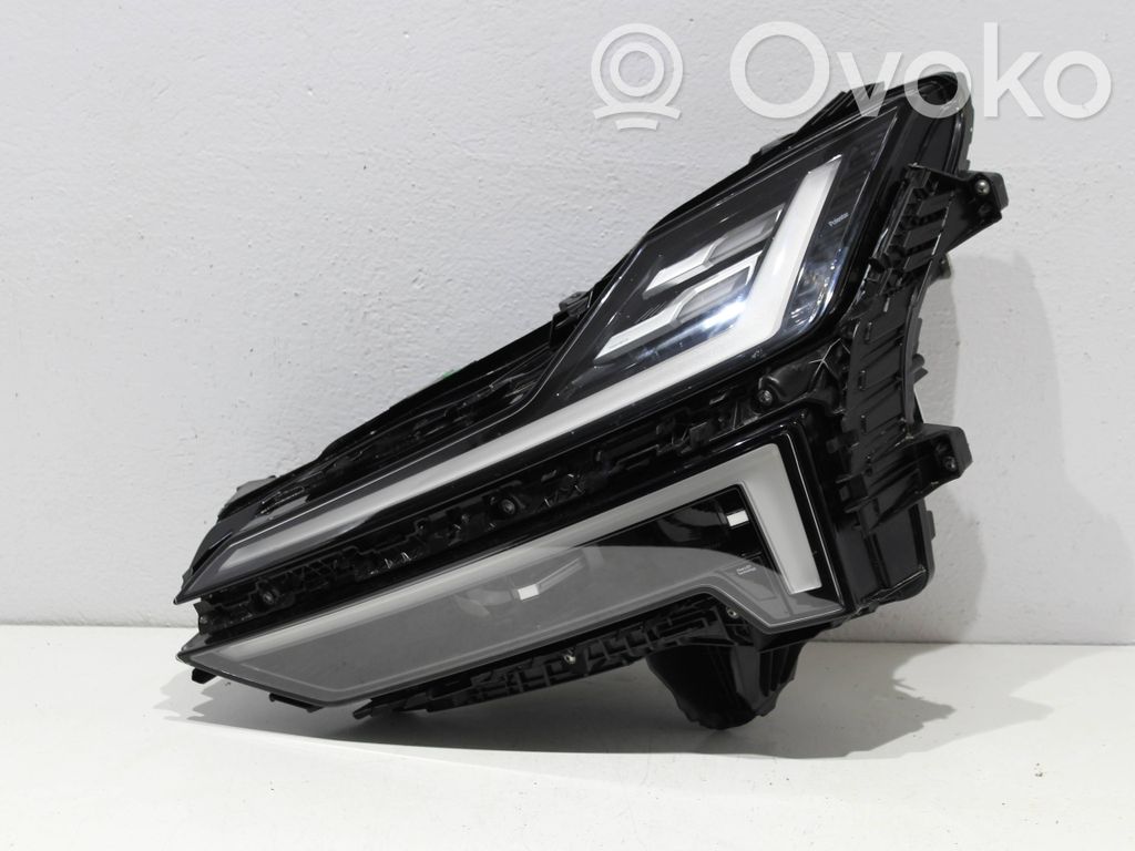 Polestar 4 Scheinwerfer 