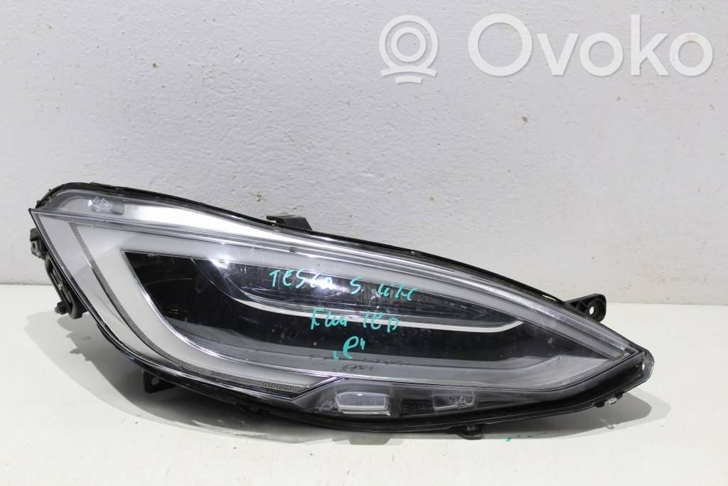 Tesla Model S Headlight/headlamp 