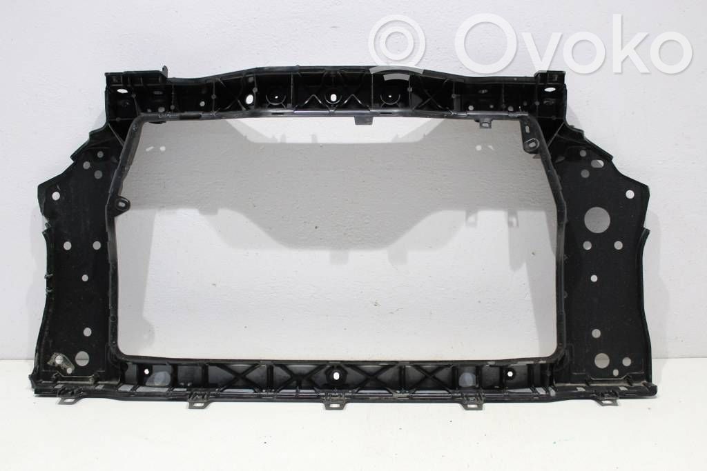 Renault Megane E-Tech Radiatorių panelė 