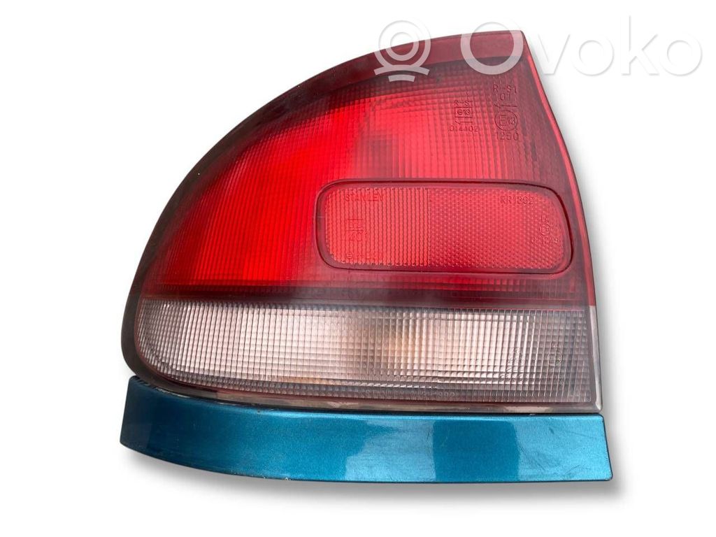 Mazda 626 Galinis žibintas kėbule 