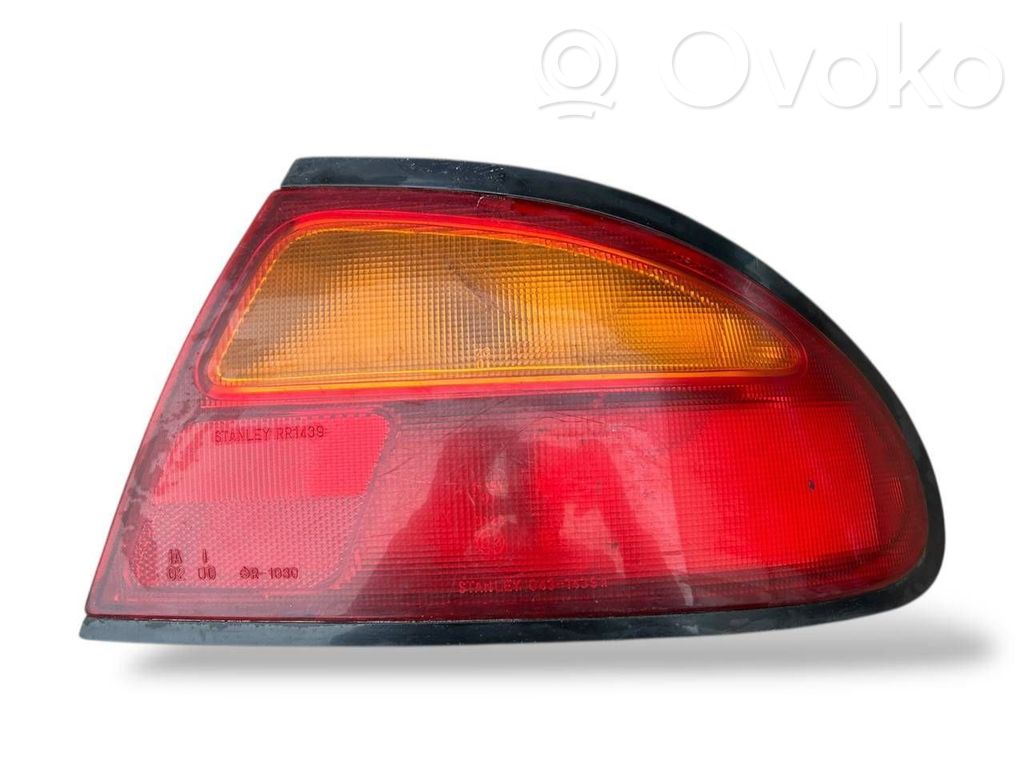 Mazda 323 F Lampă spate în caroserie 