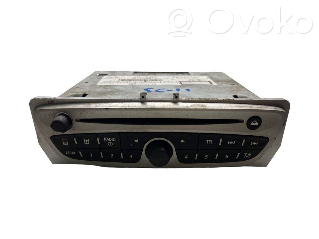 Renault Megane III Radio/CD/DVD/GPS head unit 