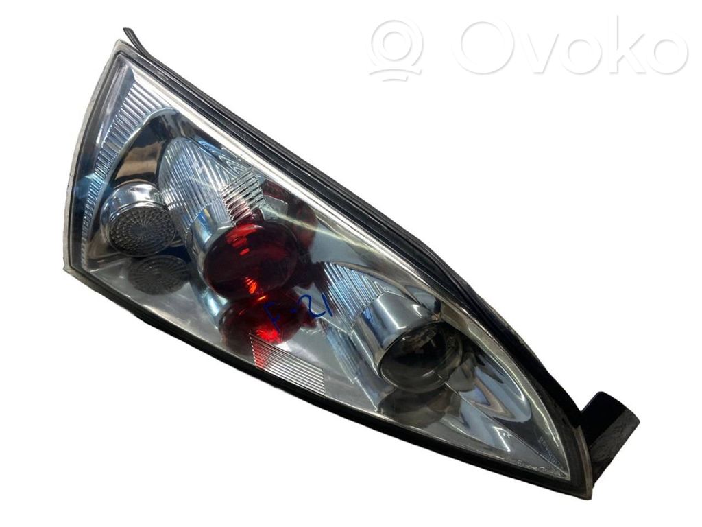 Ford Focus Aizmugurējais lukturis virsbūvē 