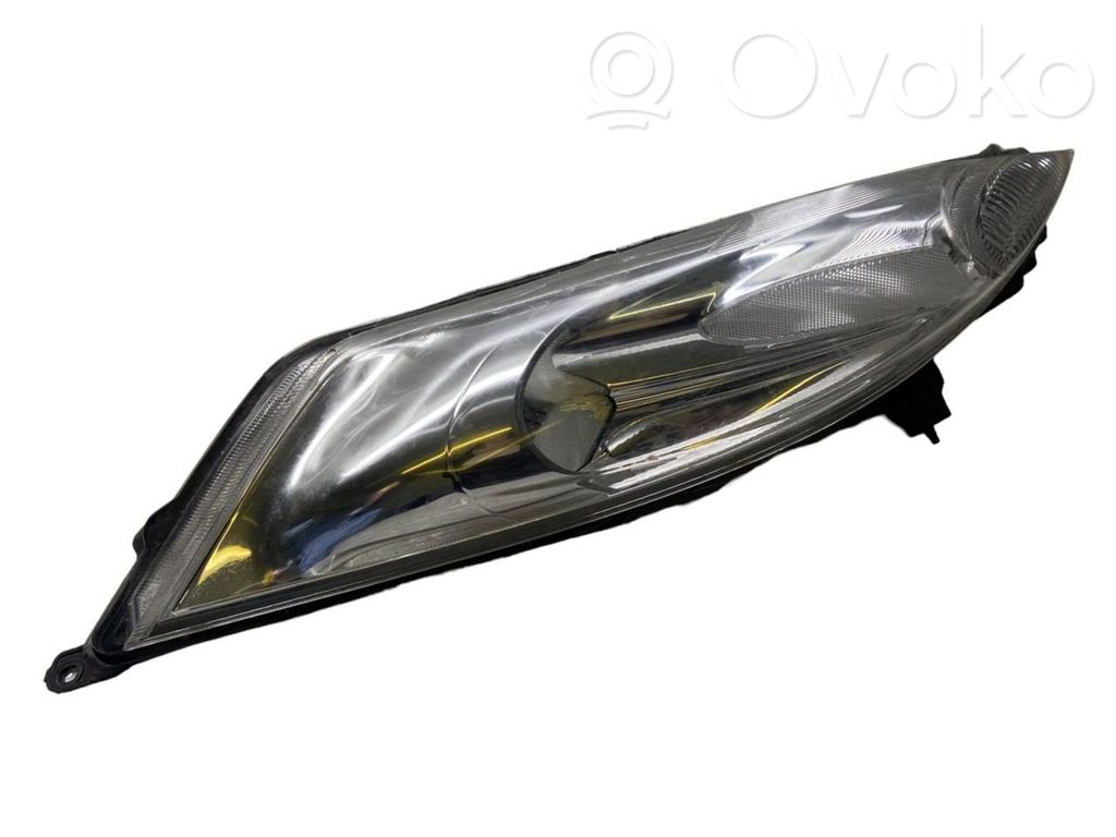 Nissan Juke I F15 Lampa przednia 