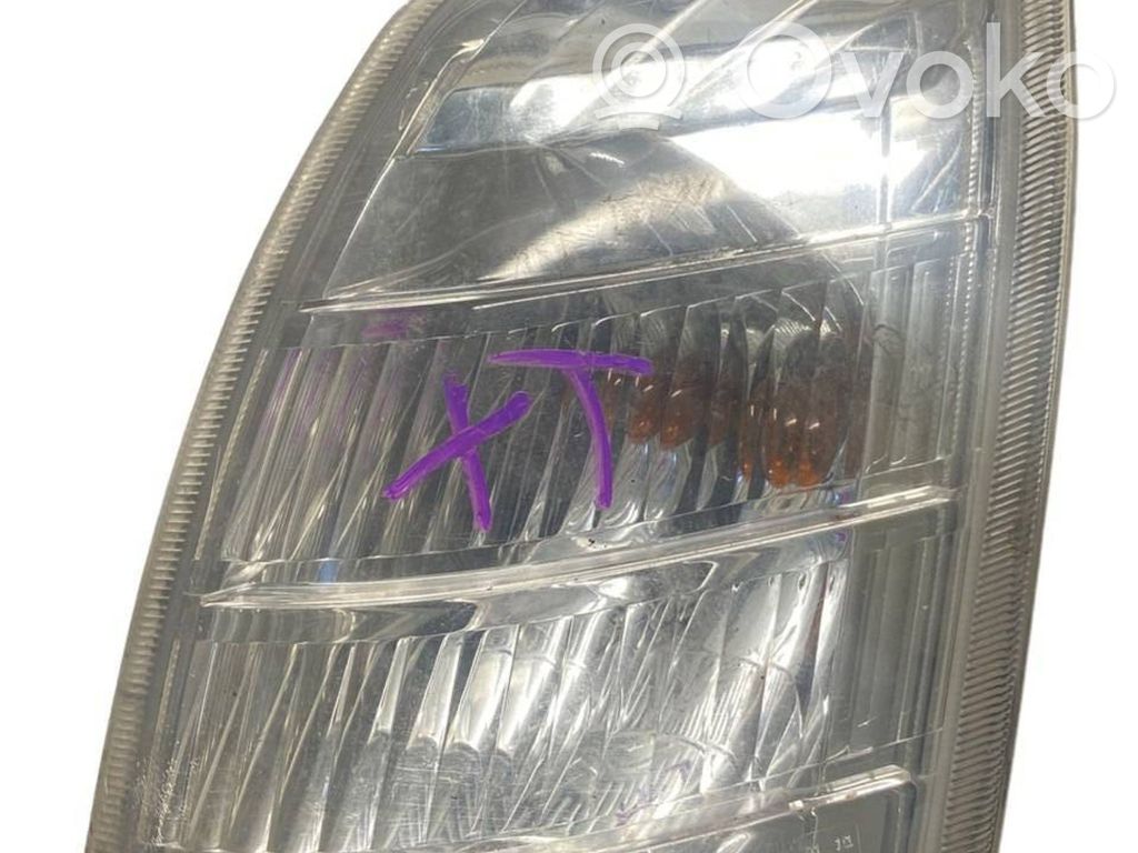 Nissan X-Trail T30 Front indicator light 