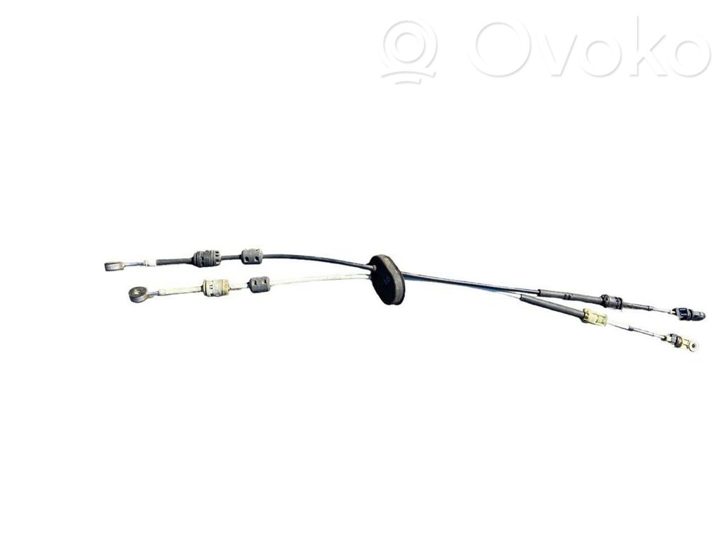 Gear shift cable linkage