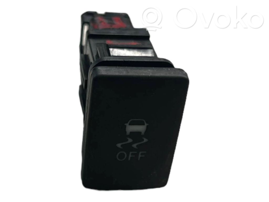 Interruptor de control de tracción (ASR)   15D160