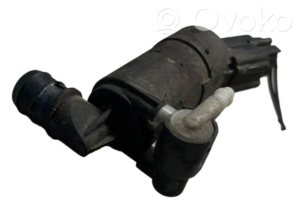 Ford Focus Windscreen/windshield washer pump 